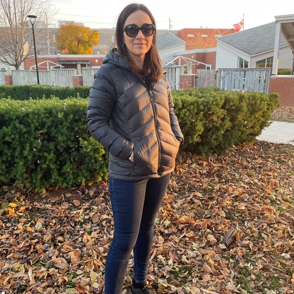 Meet your Posher, Gina - Picture 1 of 1